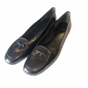 STUART WEITZMAN Shimmer Patent Leather Bow Career Dress Block Heeled Loafer 11